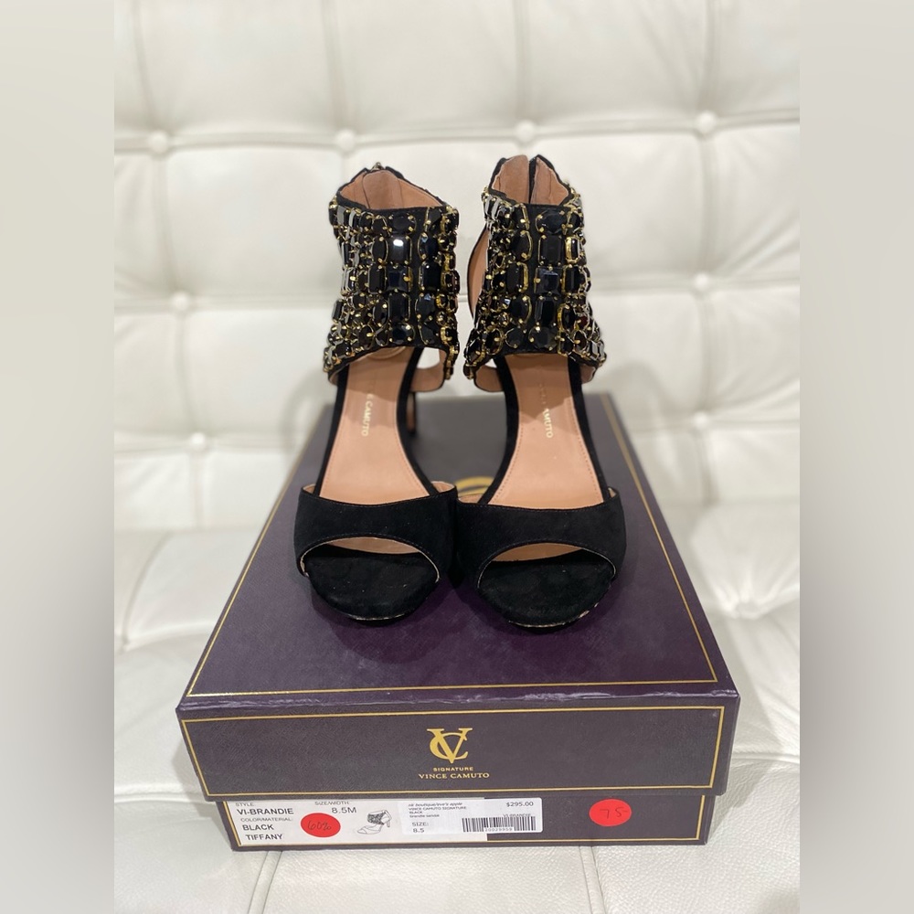 Vince Camuto Vi-Brandie Black Tiffany Heels, size 8.5
